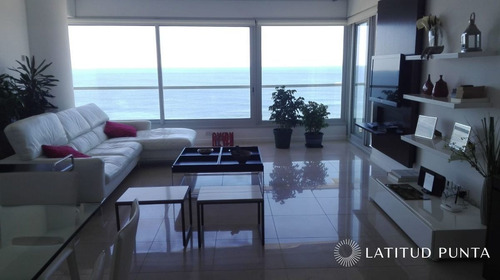 Imagen 2 de 20 de Oportunidad En Le Parc, Piso Alto, 2 Suites Más Dependencia