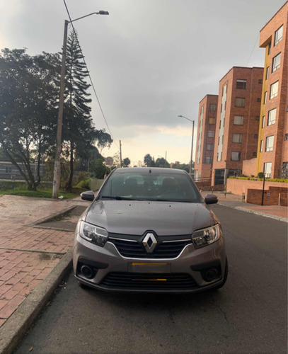 Renault Logan Life