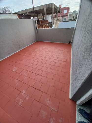 Imagen 10 de 14 de Dock Sud, Amplia Casa Con Local Y Cochera, Oportunidad