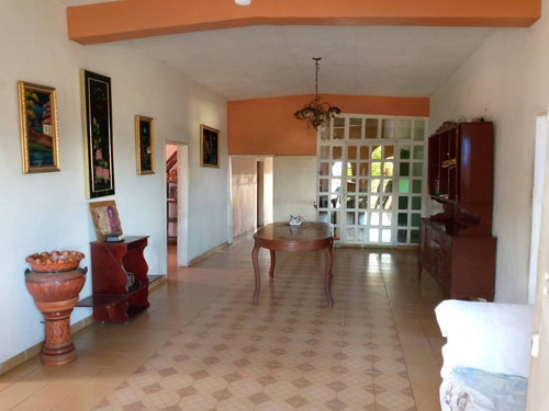 Imagen 2 de 20 de Century21 Inmoservi Vende Edificio Comercial Residencial Av. España