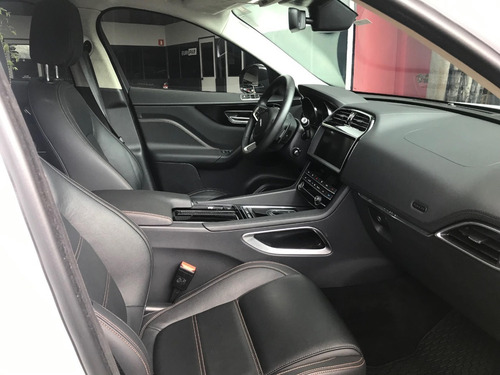 Imagem 10 de 12 de Jaguar F-pace Prestige