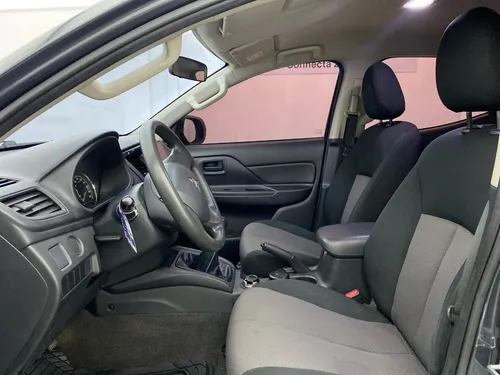 Mitsubishi L200 Glx Mt