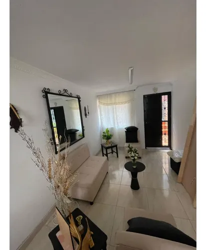 Casa Unifamiliar En Venta En Calatrava Itagüí