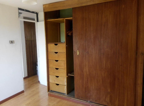 Se Vende Dpto 3d 1b 1est, Sin Ascensor, Amapolas / Coventry