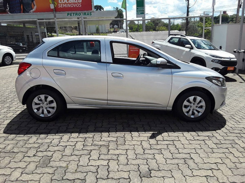 Chevrolet Onix 1.0 Mpfi Lt 8v Flex 4p Manual