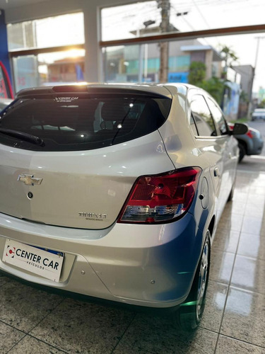 Chevrolet Onix 1.0 Lt