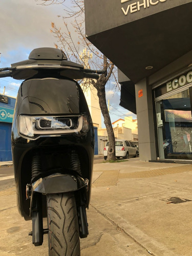 Imagen 17 de 25 de Moto Electrica R Bot Sunra 2 Litio 100km 95km/h En Stock