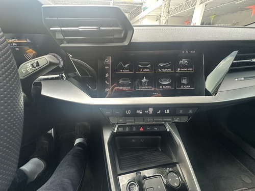 Audi A3 2.0 40 TFSI MHEV SEDAN S LINE S-TRONIC
