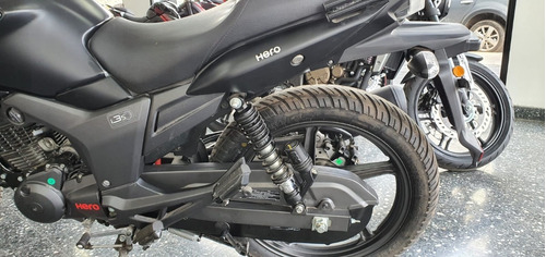 Imagen 12 de 20 de Hero Hunk 150 Kova Motor Mejor Precio Contado En Lanus