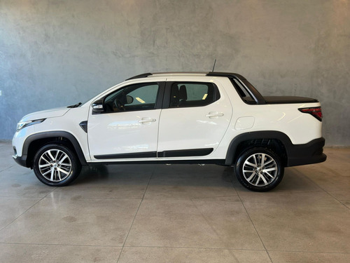 Fiat Strada Volcano 1.3 Flex 8V CD Aut.