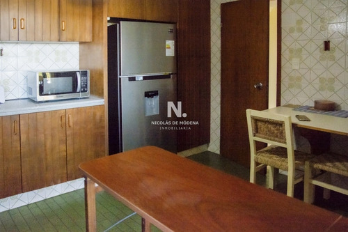Departamento En Venta De 3 Dormitorios.- Ref: 3646
