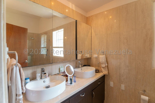 Imagen 12 de 30 de Casa En Venta En Prados Del Este Sj 38999