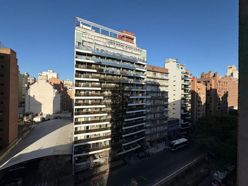 Departamento En Alquiler | 1 Dormitorio | Nueva Córdoba | Frente Con Balcón | Ideal Estudiantes