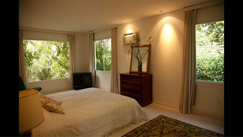 Linda Casa Em São Conrado