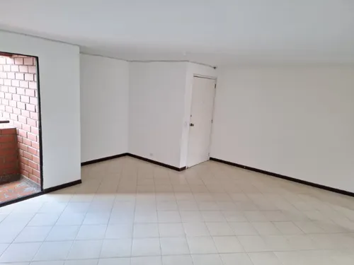 Apartamento En Venta Ubicado En Medellin Sector Carlos E Restrepo (25323).