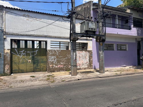 Depósito Y Lote Carapachay