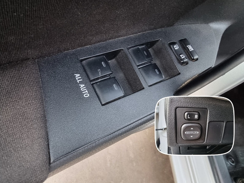 Imagen 11 de 15 de Toyota Corolla Xei