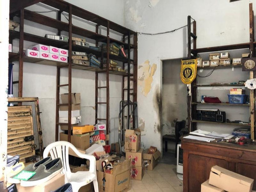 Imagen 6 de 9 de Local En Venta Con Entrada Independiente En Venta - Once
