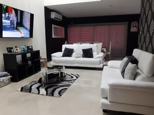 Imagen 2 de 23 de Lomas Diamante, Casa En Venta Con Jardín
