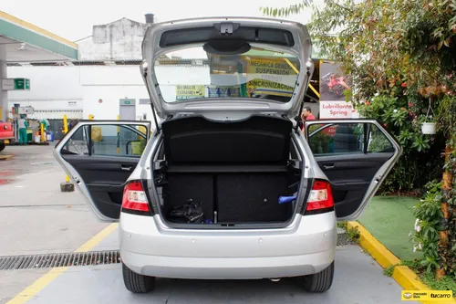Skoda Fabia 1.6 3 Generación Ambition Hb Mt