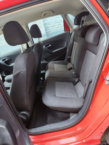 Volkswagen Polo 1.6 L4 Sound Tiptronic At