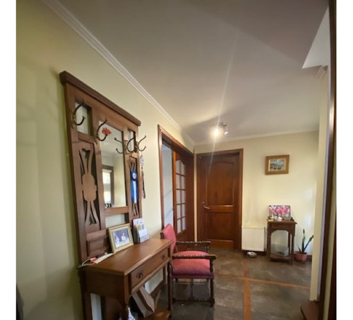 Vende Amplia Casa Familiar De 5d-4b, Portal De La Frontera