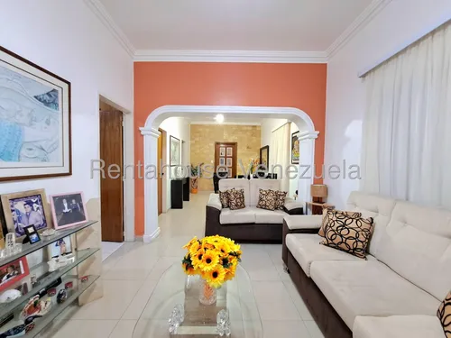 Casa En Venta Los Palos Grandes