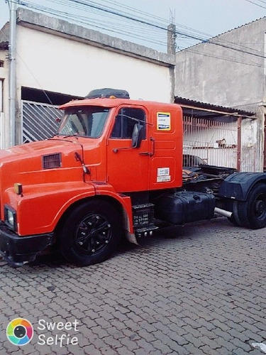 Imagem 4 de 4 de Volvo 340