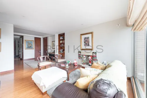 Apartamento En Arriendo En El Chico. Cod A2005