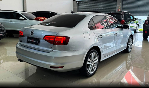 Volkswagen Jetta 2.0 Tsi Highline 4p