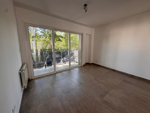 Alquiler Departamento De Categoría 5ta Sección Mdz