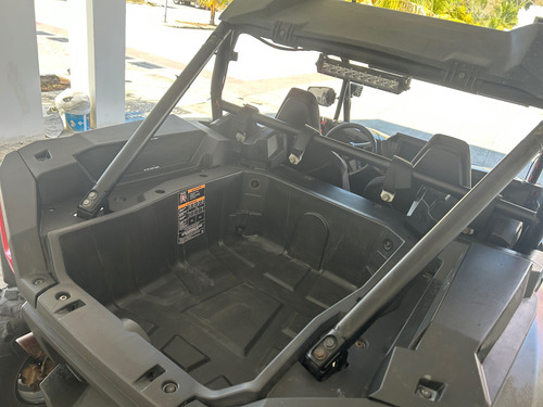 Rzr Xp 1000 Ultimate Año 2024 Color Gris Con Rojo