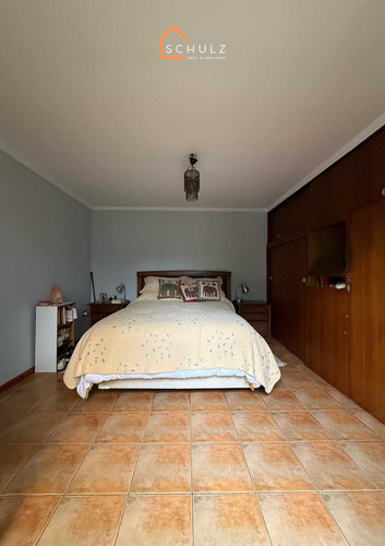 Casa Con Dojo En Sector Sur Poniente (94136)