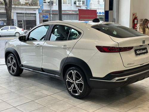 Fiat FASTBACK 1.3 T270 At6