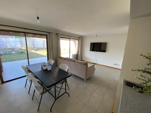Casa En Arriendo 3 Dormitorios 3 Baños En Colina