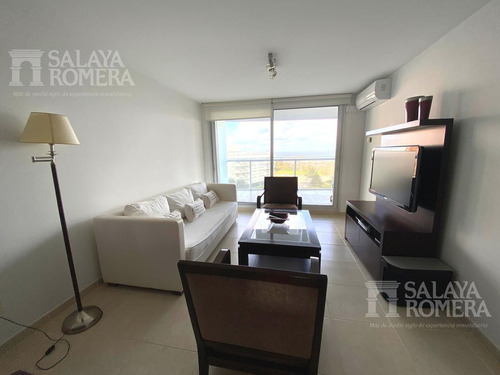 Departamento - Playa Mansa