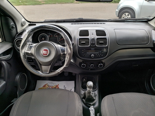 Fiat Grand Siena 2015 1.4 Attractive Flex 4p
