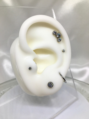 Piercing Barra Titanio Puro Y Zirconias Oreja Helix