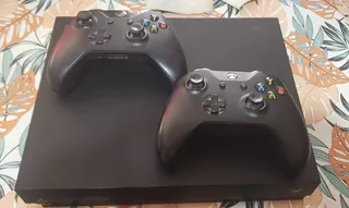 Microsoft Xbox One X 1tb Color Negro Con 2 Joystick