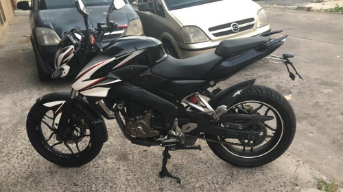 Rouser Ns 200