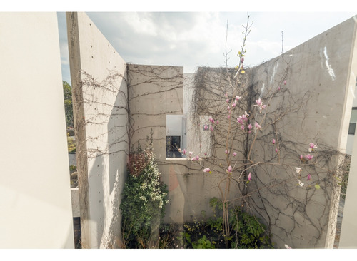 Departamento En Las Condes/ San Damian