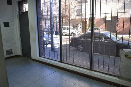 Imagen 6 de 30 de Guevara Al 500. Edificio De 3 Plantas En Venta De 980 M2