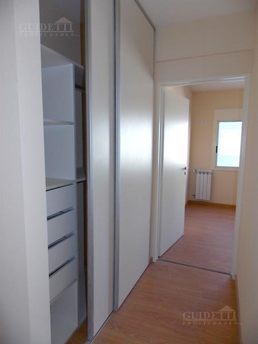 Semipiso A Estrenar 4 Ambientes 110m2 Balcon Aterrazado - Flores