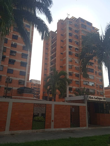 Bello Apartamento En Venta, Urb. Base Aragua, Maracay