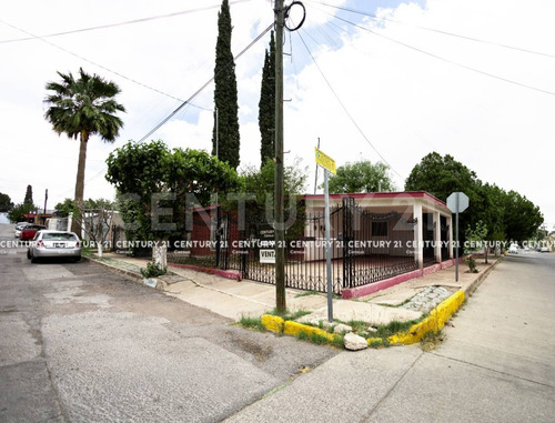 Casa En Venta En Fuentes Del Santuario, Chihuahua Chih.