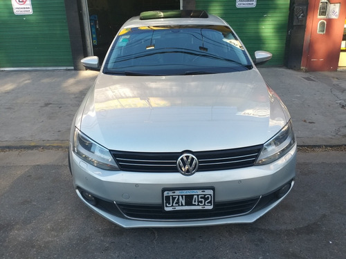 Volkswagen Vento 2.0 Sportline Tsi 200cv Dsg Permuto Financi