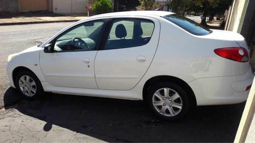 Peugeot 207 Passion 1.4 Xr Flex 4p