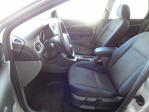 Imagem 7 de 12 de Ford Focus