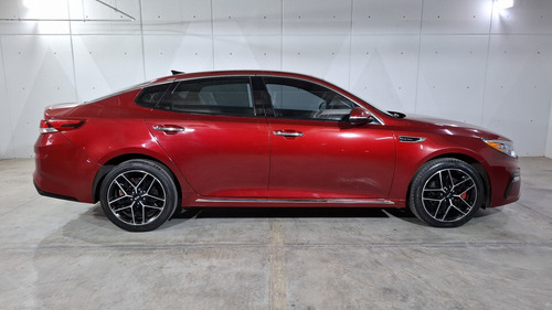 Kia Optima 2.0 TURBO SXL AUTO