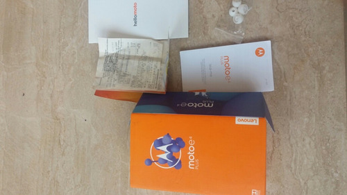 Caixa Moto E 4plus Com Nota Fiscal Manual